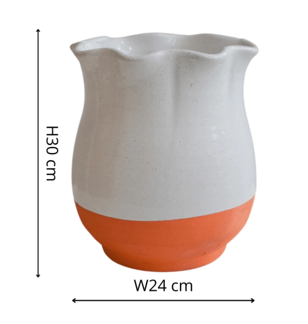 Moreton Scalloped Vase - Olive