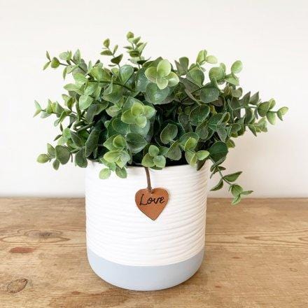Grey and white ridged planter 12cm