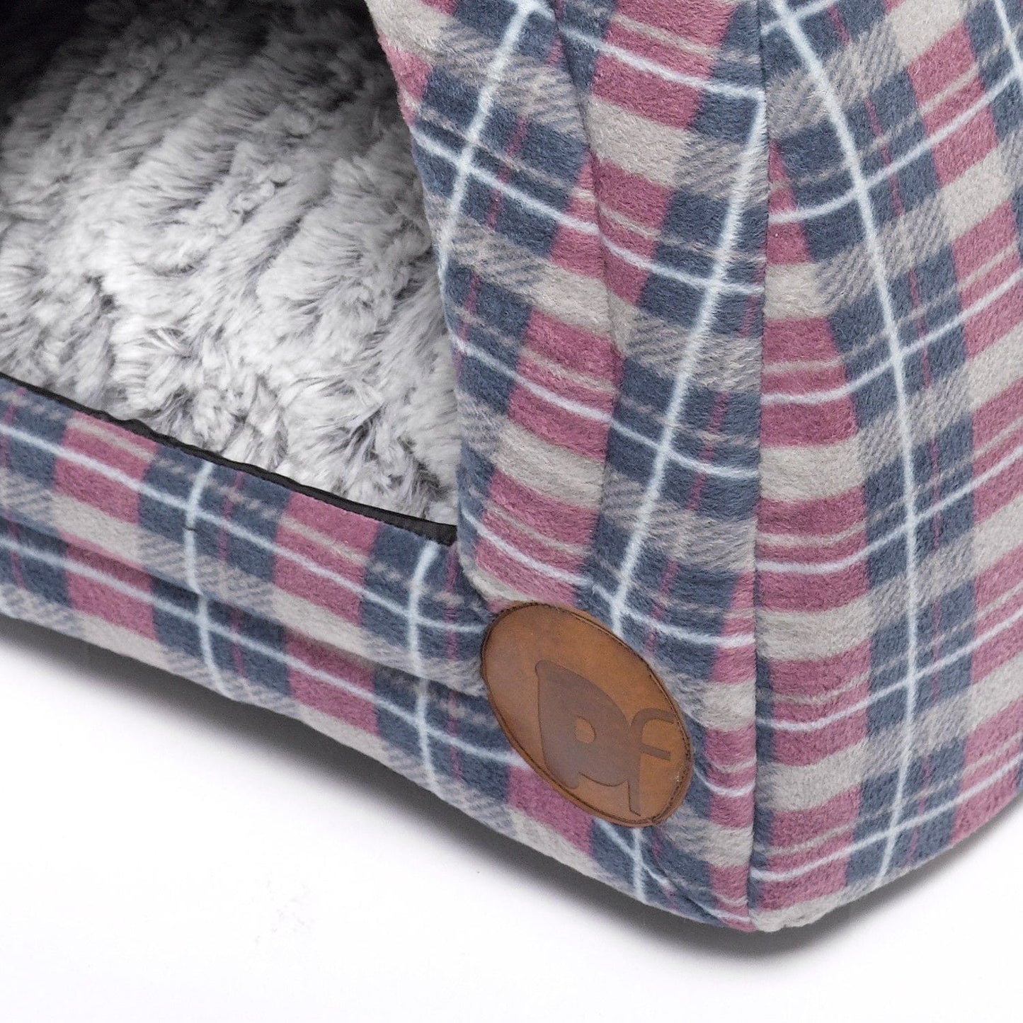 Petface Dove Grey Luxury Soft Cat Igloo close up detail