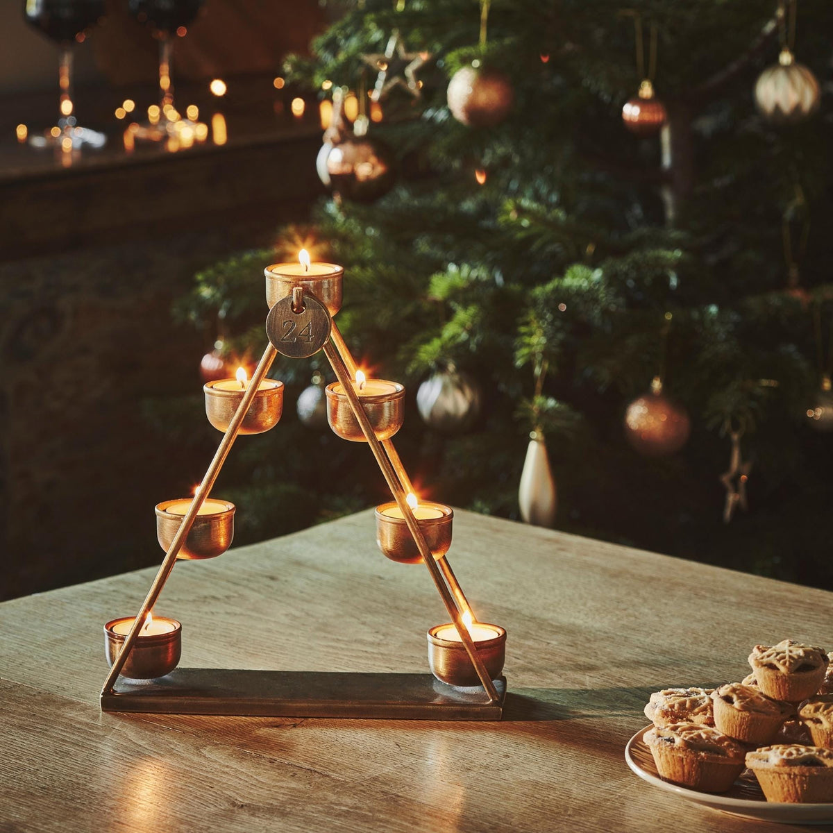 Advent Countdown Candle Holder with Date Discs in Antique Brass