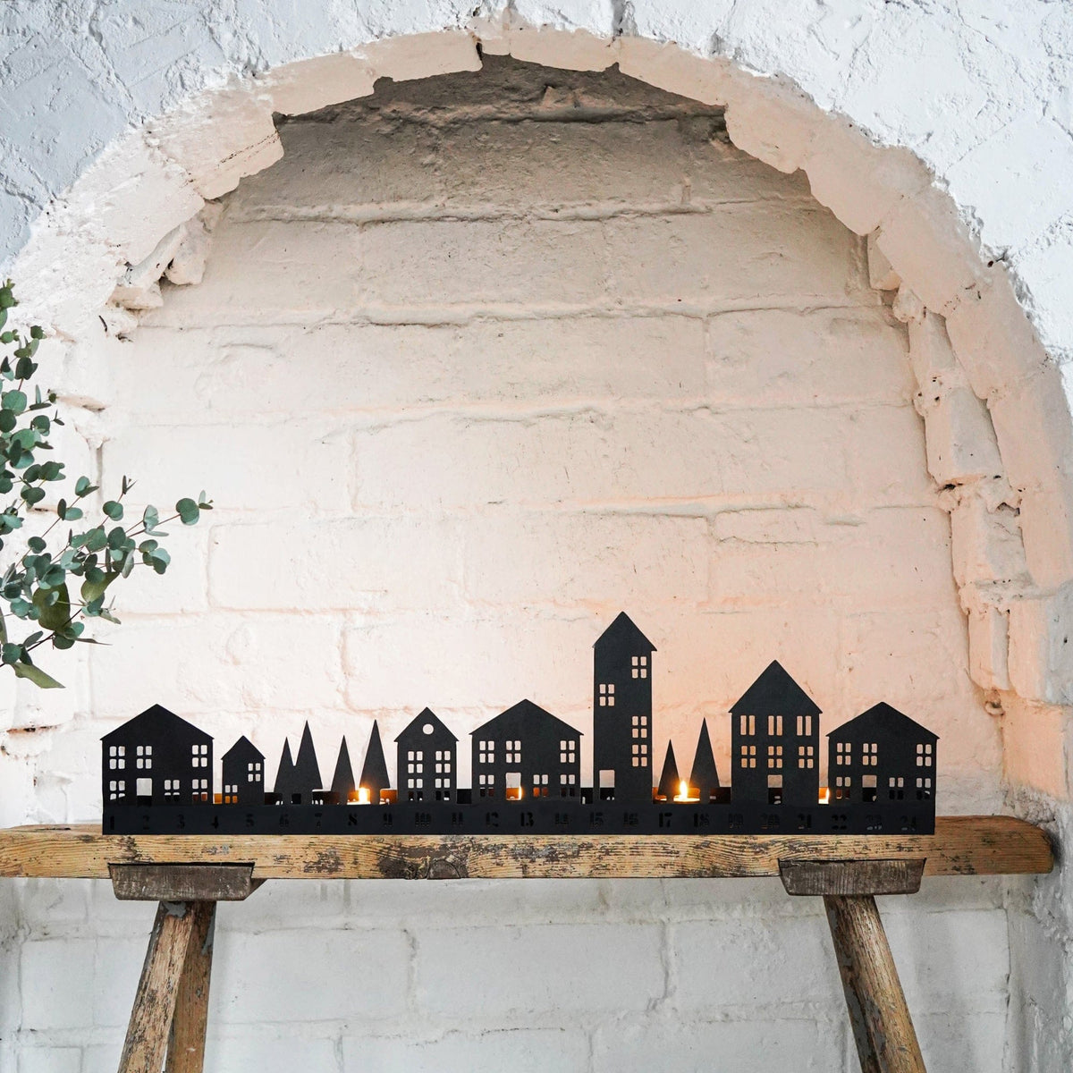 Advent Tealight Centrepiece Metal Black