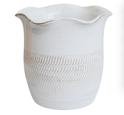 Camellia Scalloped Edge Planter