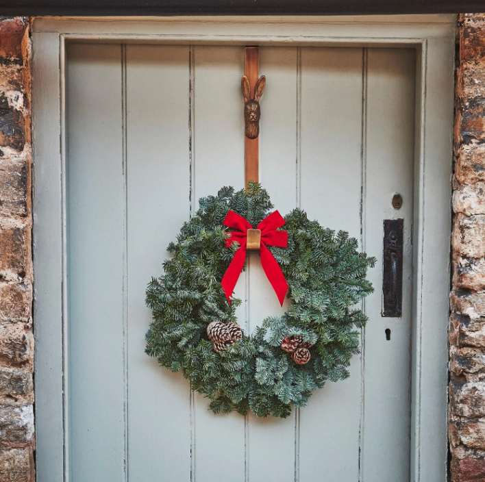 Christmas Wreath Hanger Hare