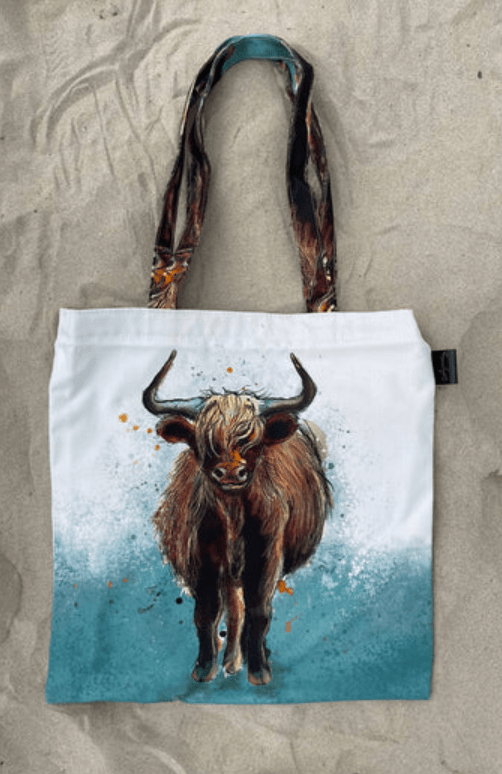 Tote Bag Highland Cow Design by Dollyhotdogs