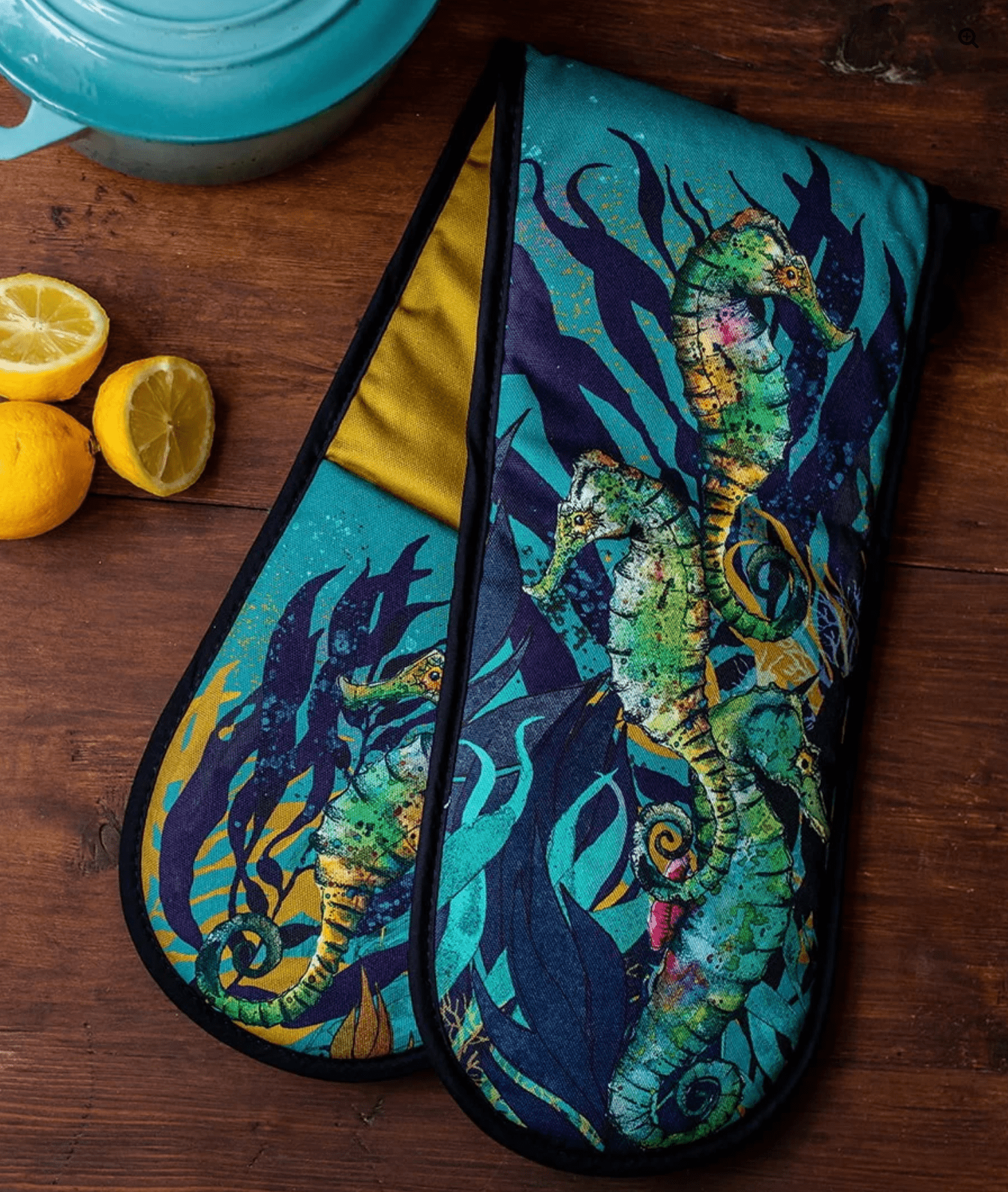 Quality Oven Gloves Seahorse Design by Dollyhotdogs
