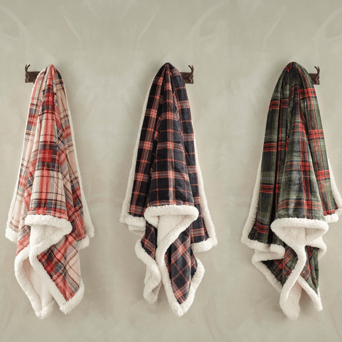Walton & Co Sherpa Flannel Throw in Linen