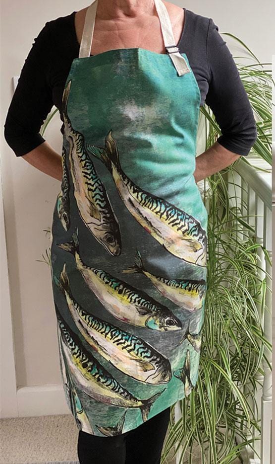 Dollyhotdogs Apron Mackerel Design