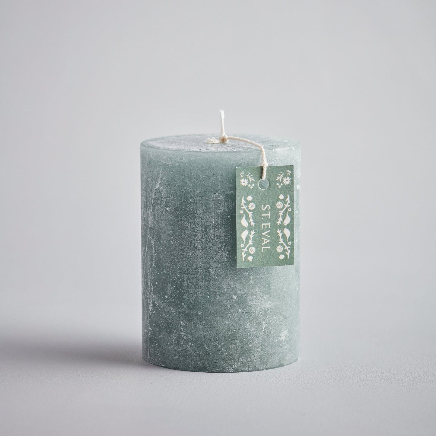 St.Eval Lemon & Thyme Scented Summer Folk Pillar Candle