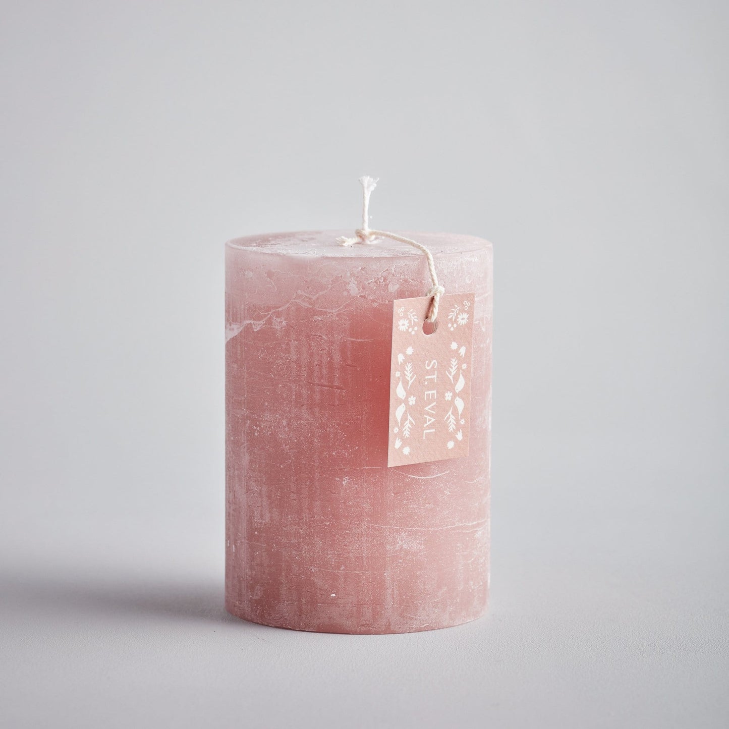 St.Eval Rhubarb Scented Summer Folk Pillar candle